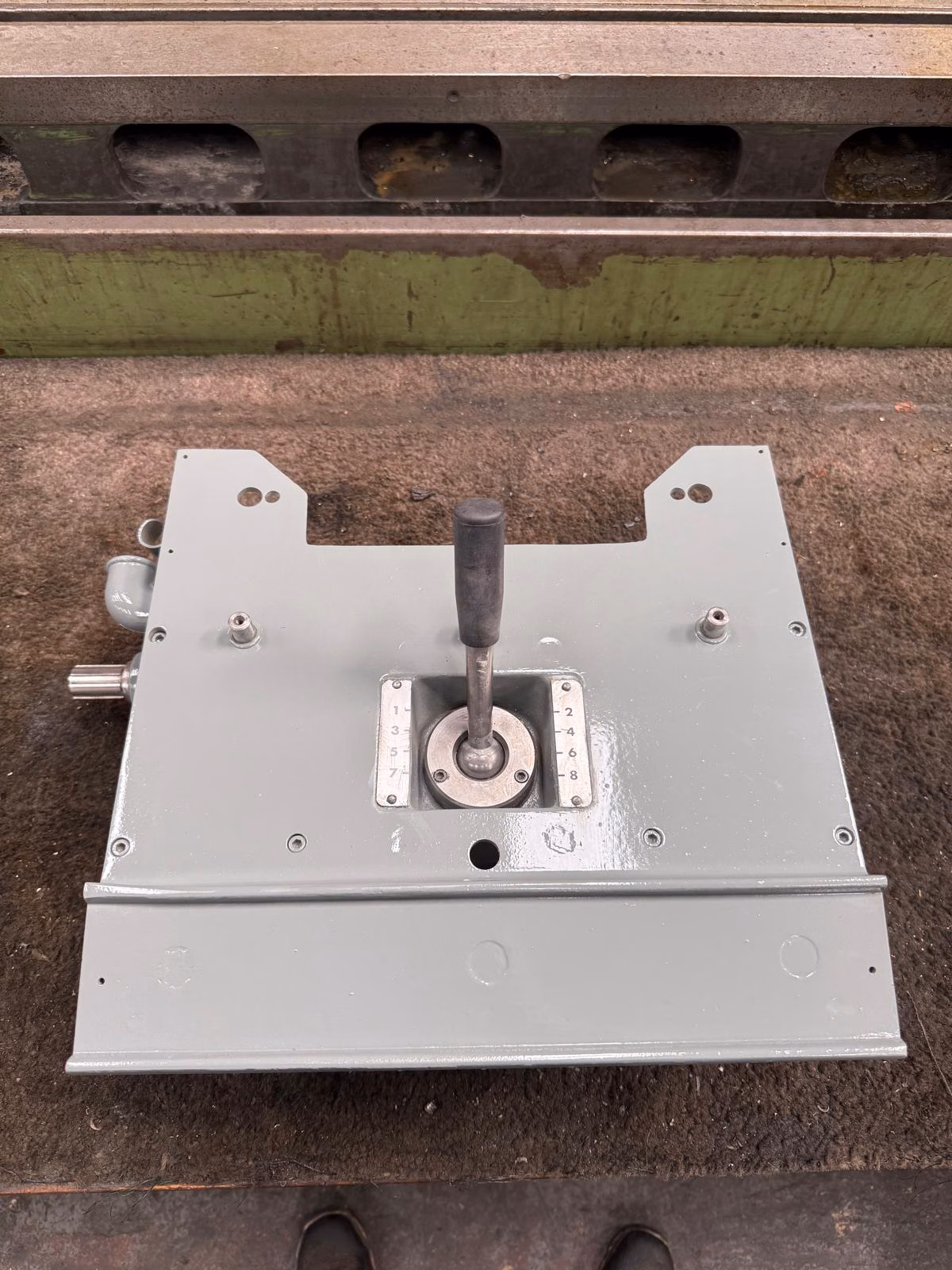 Colchester Triumph 2000 Feeds Box