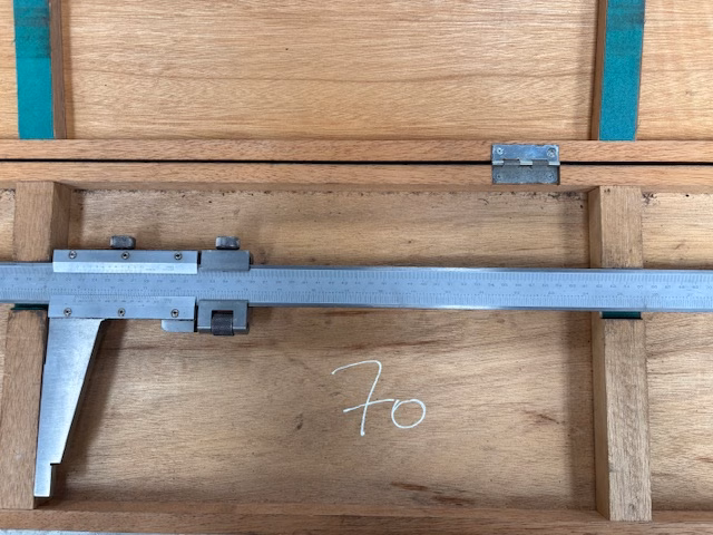Mitutoyo 1500mm Vernier Caliper