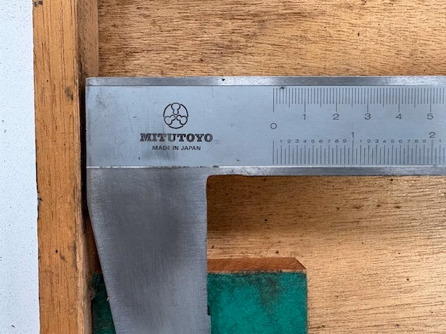 Mitutoyo 1500mm Vernier Caliper