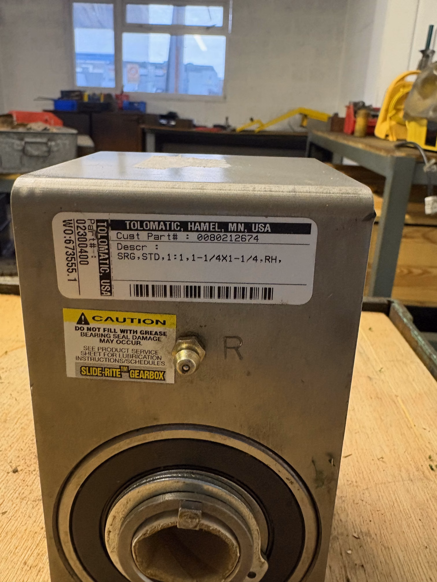 Tolomatic 02300400 - Right Angle Gearbox