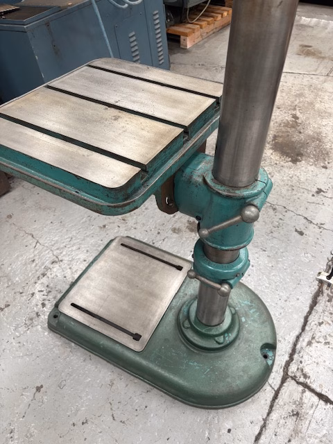 Fobco 10 Eight Pillar Drill