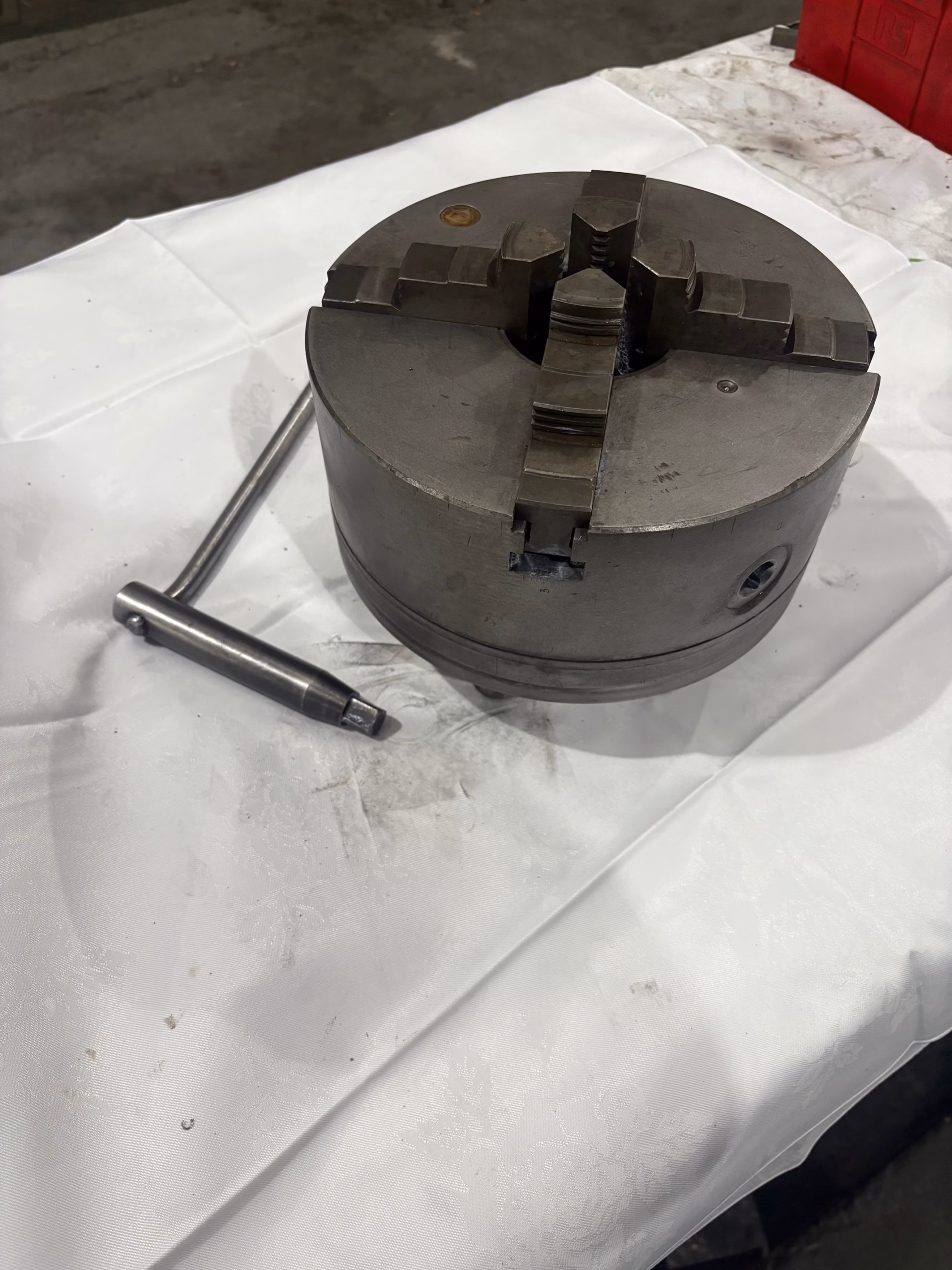 Bison 10" Self Centering 4 Jaw Chuck